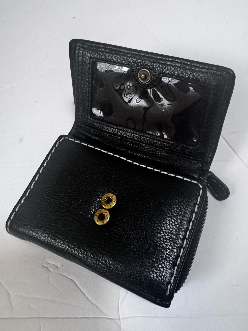 Roots Black Leather Trifold Wallet White Stitch Zip Coin Pocket Organizer Case - Picture 5 of 15
